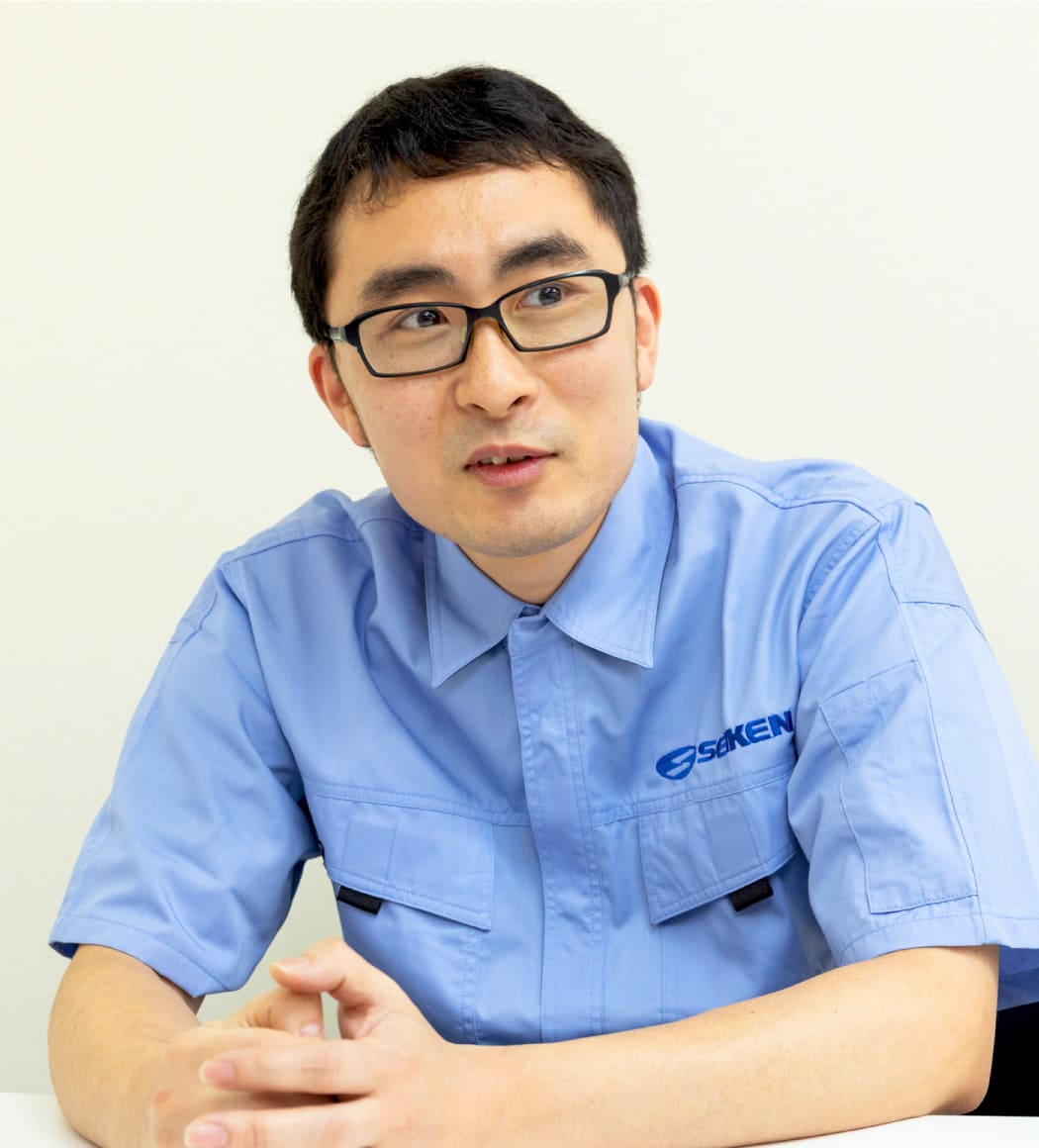 入社1年目、新入社員、就活生に一番近いポジション 竹内さん First year with the company, new hire, closest position to job seekers Takeuchi